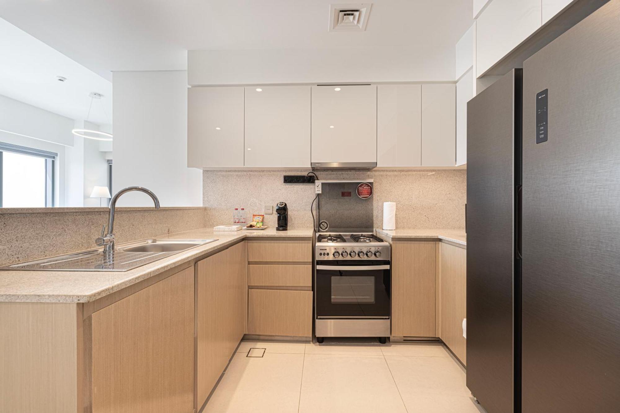 Smartstay At Burj Royale - Full Burj Khalifa View - Brand New Luxury Apartments ドバイ エクステリア 写真