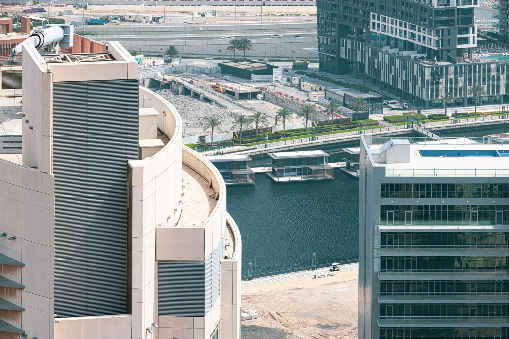Smartstay At Burj Royale - Full Burj Khalifa View - Brand New Luxury Apartments ドバイ エクステリア 写真