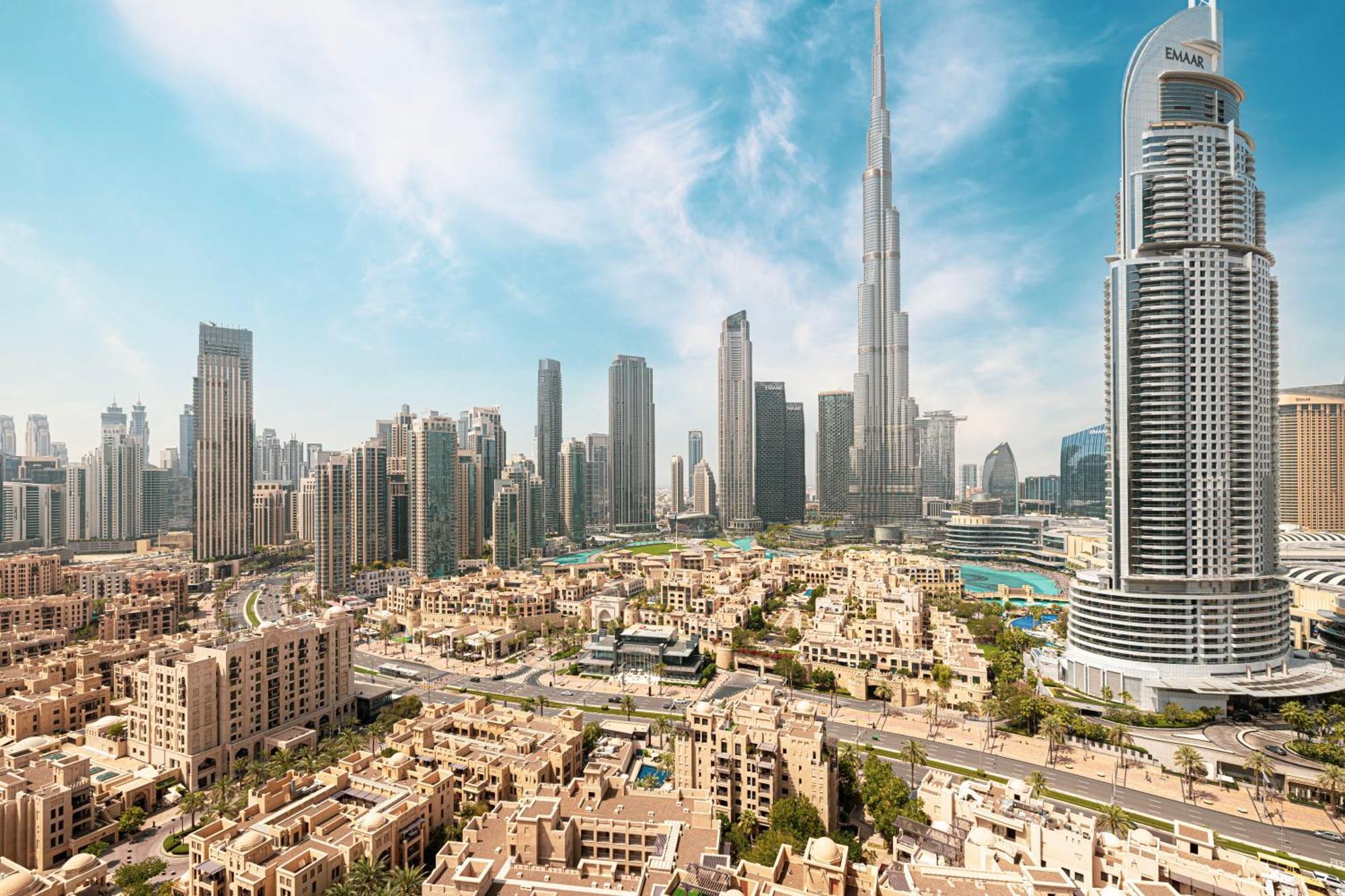 Smartstay At Burj Royale - Full Burj Khalifa View - Brand New Luxury Apartments ドバイ エクステリア 写真