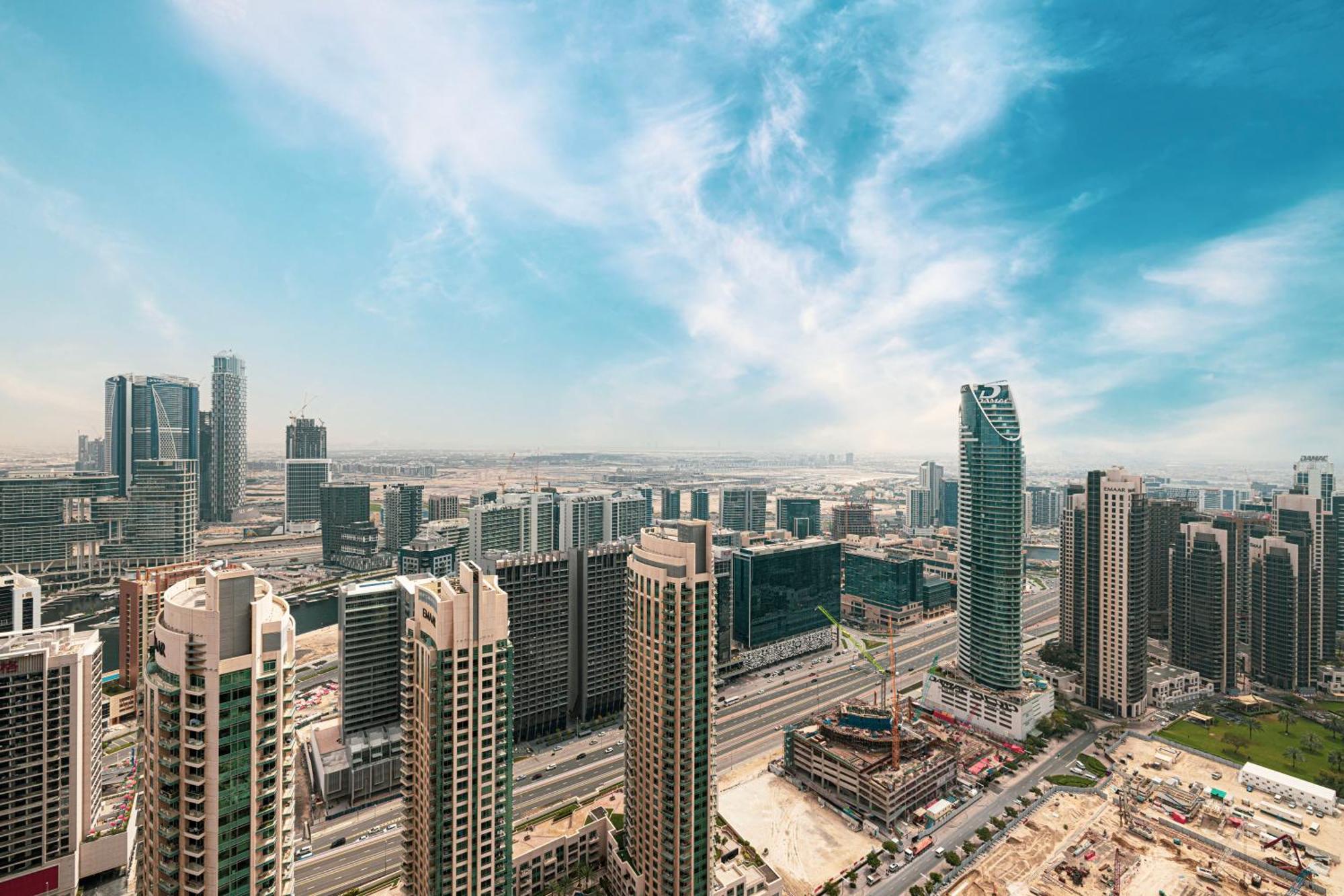 Smartstay At Burj Royale - Full Burj Khalifa View - Brand New Luxury Apartments ドバイ エクステリア 写真