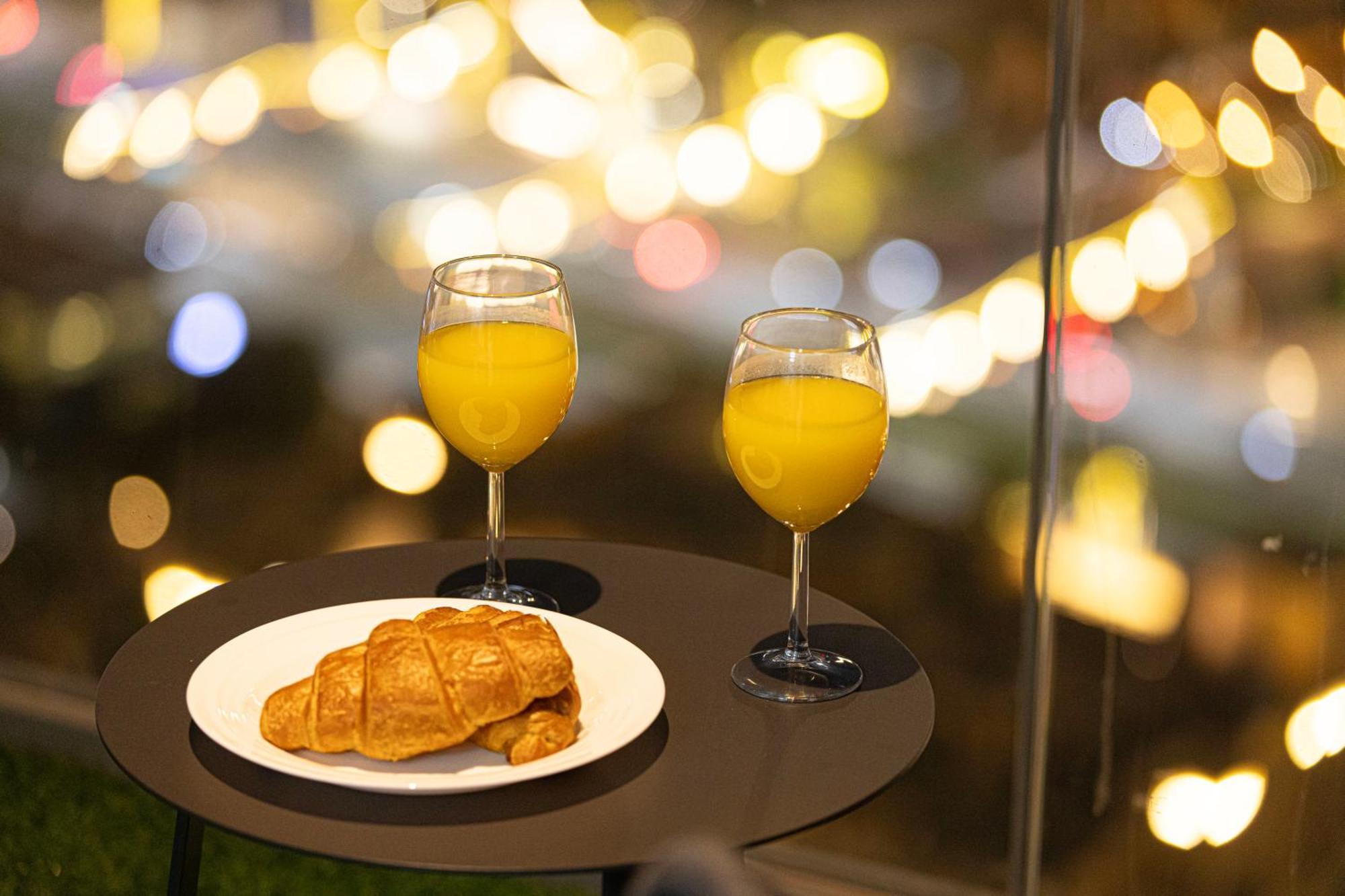 Smartstay At Burj Royale - Full Burj Khalifa View - Brand New Luxury Apartments ドバイ エクステリア 写真