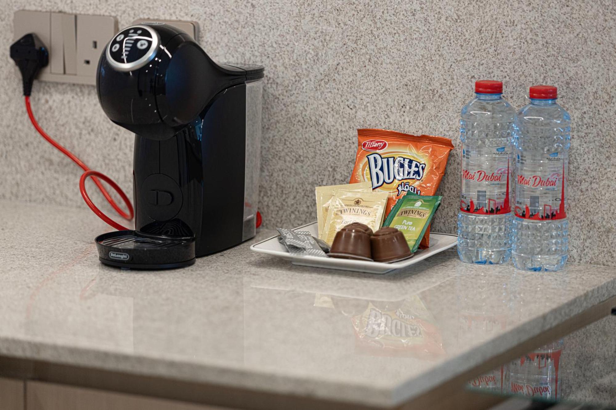 Smartstay At Burj Royale - Full Burj Khalifa View - Brand New Luxury Apartments ドバイ エクステリア 写真