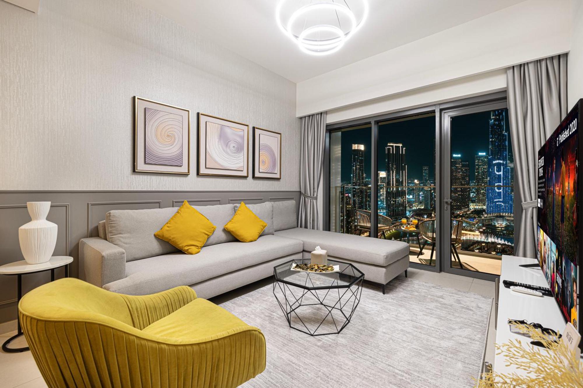 Smartstay At Burj Royale - Full Burj Khalifa View - Brand New Luxury Apartments ドバイ エクステリア 写真