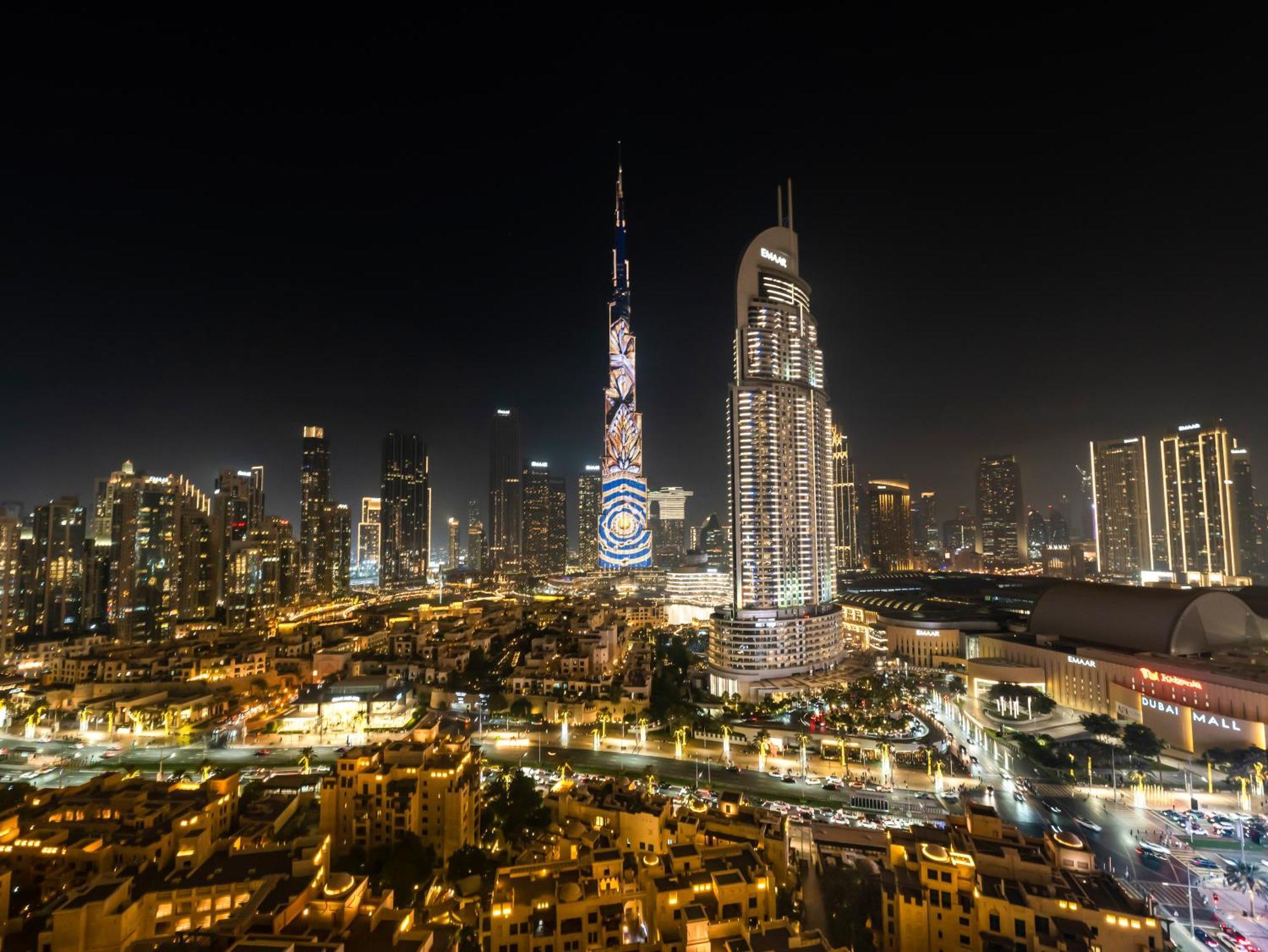 Smartstay At Burj Royale - Full Burj Khalifa View - Brand New Luxury Apartments ドバイ エクステリア 写真