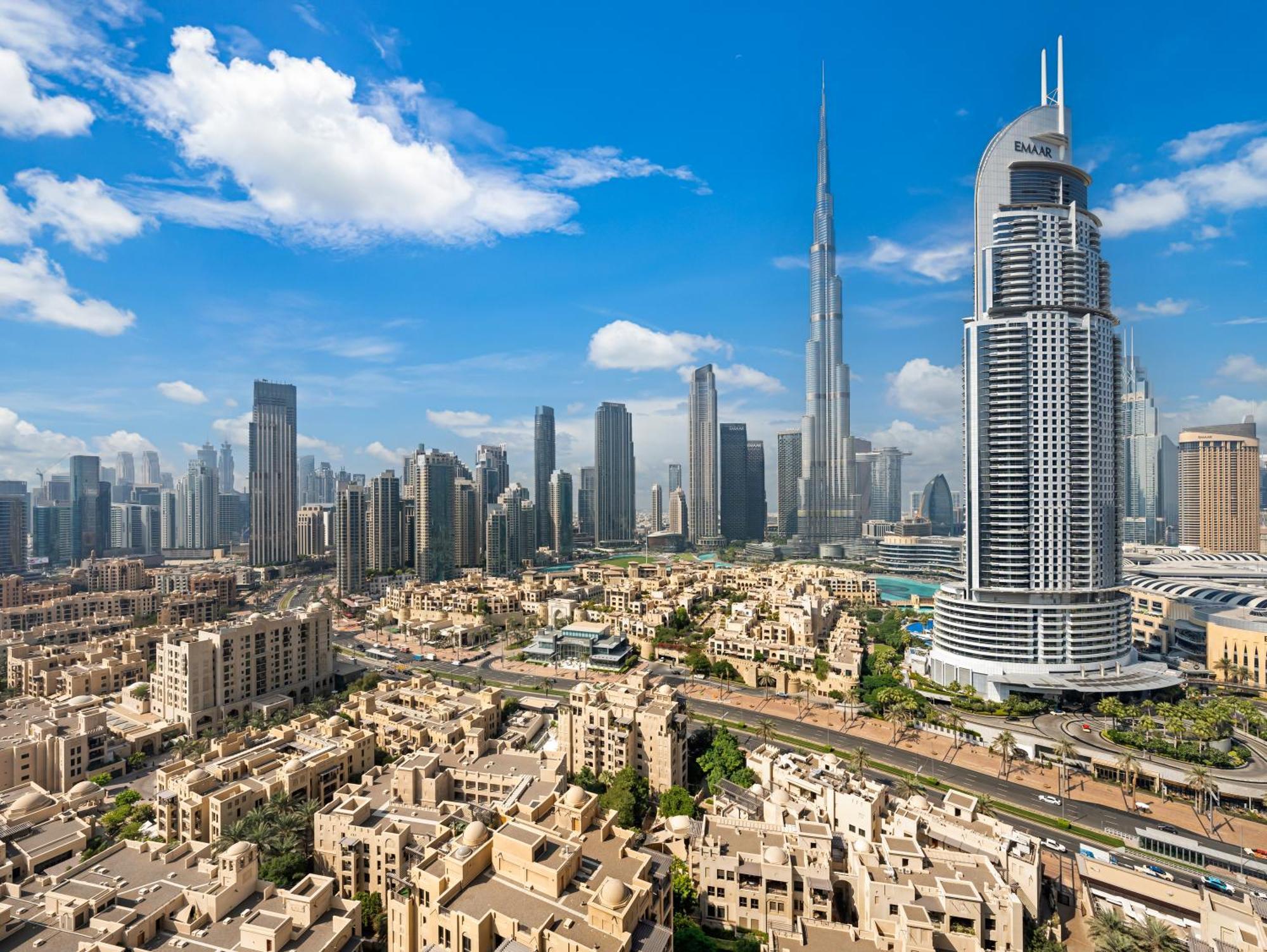 Smartstay At Burj Royale - Full Burj Khalifa View - Brand New Luxury Apartments ドバイ エクステリア 写真